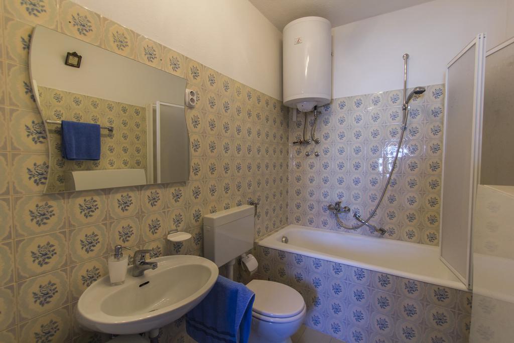 Apartments Rako M&I Podstrana Habitación foto