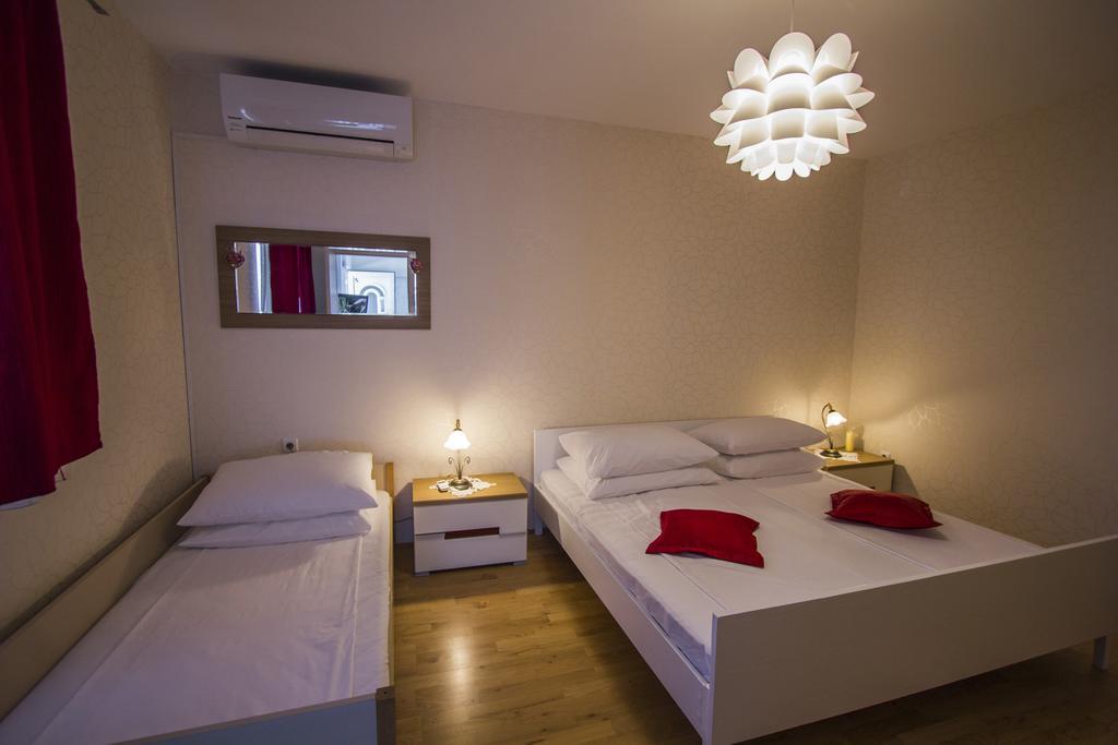 Apartments Rako M&I Podstrana Habitación foto